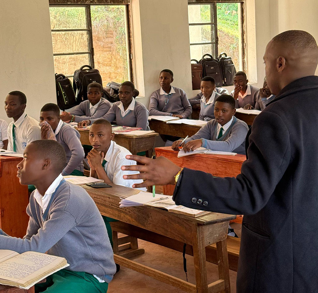 why-education-is-critical-for-orphans-in-uganda